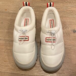 Hunter White Quilted Slip-On Sneakers